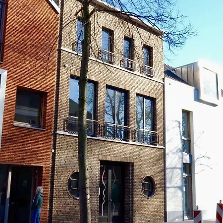 Bed & Breakfast Arthouse