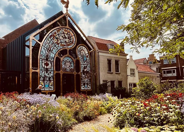 Arthouse 4* Dordrecht