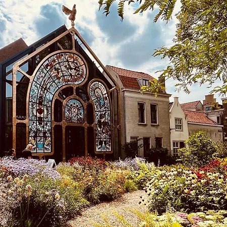 Arthouse 4* Dordrecht